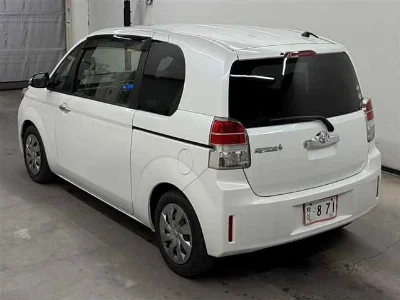 TOYOTA SPADE