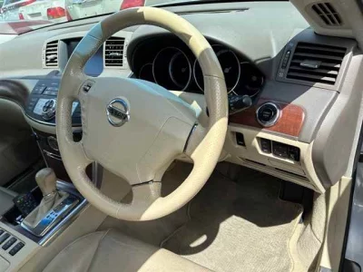 NISSAN FUGA