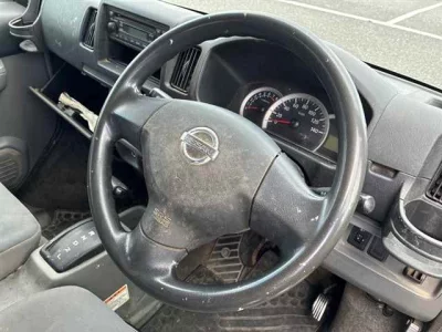 NISSAN CLIPPER VAN