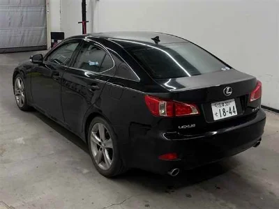 LEXUS IS
