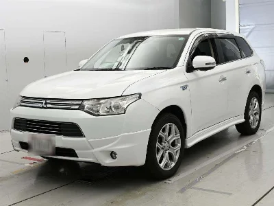 MITSUBISHI OUTLANDER PHEV