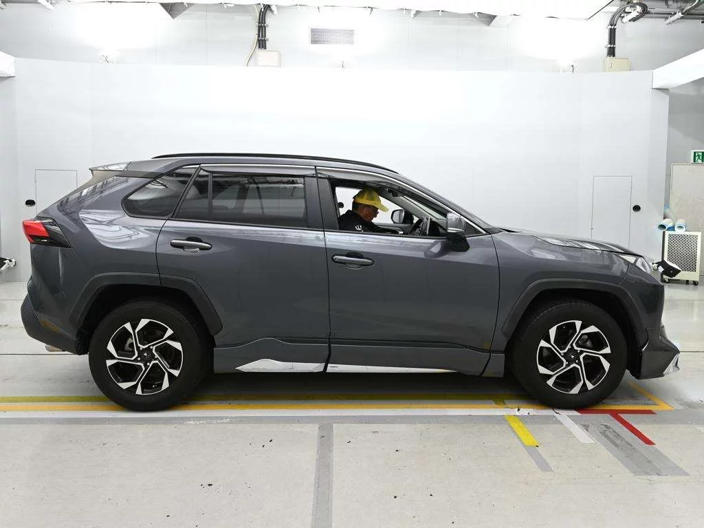 Toyota RAV4  с аукциона в Японии