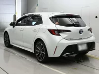 Цена авто Toyota Corolla Hatchback с аукционов Японии, номер кузова ZWE219H, пробег 11 000, оценка 7