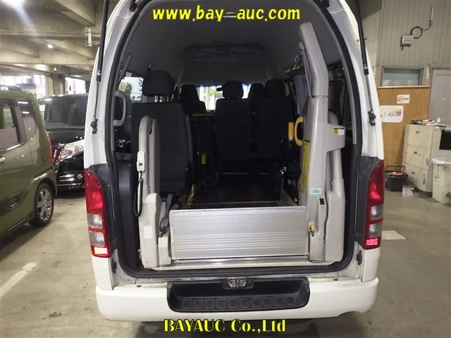 Toyota HiAce Van  с аукциона в Японии