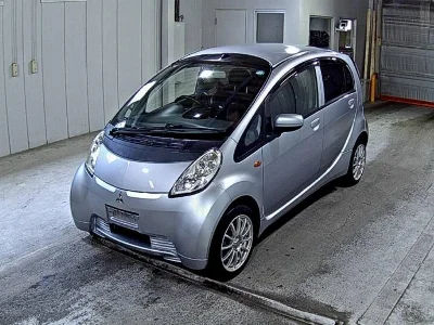 MITSUBISHI I