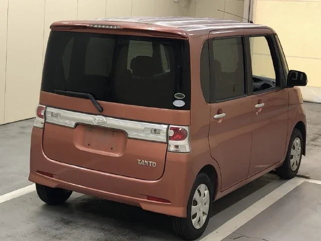 Daihatsu Tanto  с аукциона в Японии