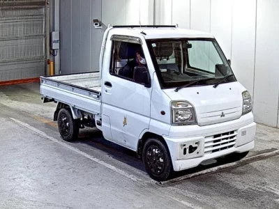 MITSUBISHI MINICAB TRUCK