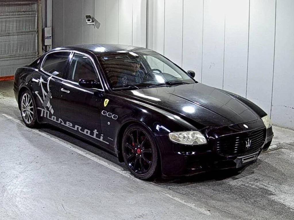 Maserati Quattroporte  с аукциона в Японии