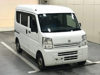 NISSAN CLIPPER VAN