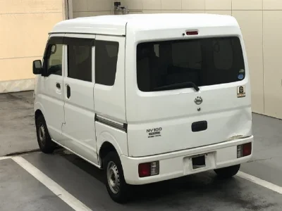 NISSAN CLIPPER VAN
