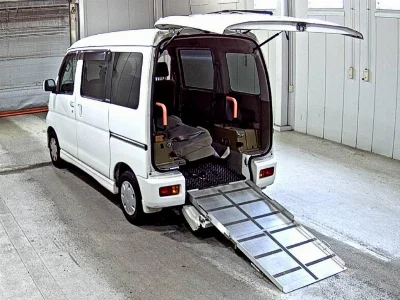 DAIHATSU ATRAI WAGON