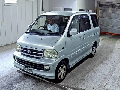 DAIHATSU ATRAI 7