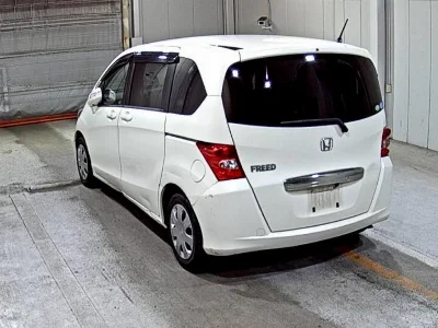 HONDA FREED