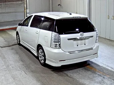 TOYOTA WISH