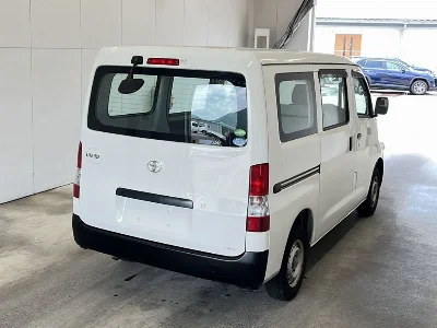 TOYOTA LITE ACE VAN