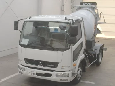 MITSUBISHI FUSO FIGHTER