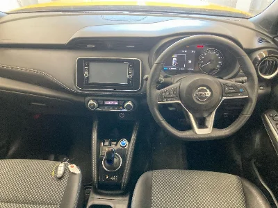 NISSAN KICKS