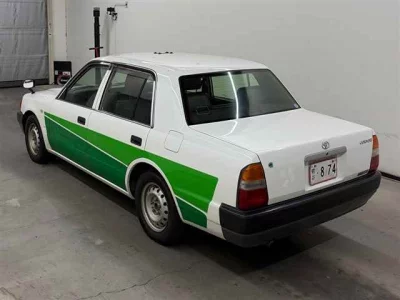 TOYOTA CROWN COMFORT