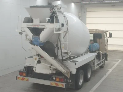 MITSUBISHI FUSO FIGHTER