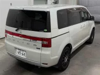 Цена авто Mitsubishi  с аукционов Японии, номер кузова CV1W, пробег 170 000, оценка 6