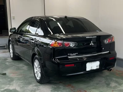 MITSUBISHI GALANT FORTIS