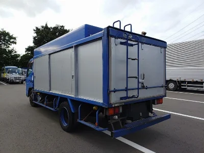 Mitsubishi Fuso Canter