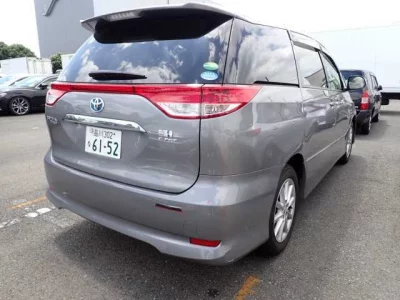 Toyota Estima Hybrid