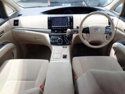 Toyota Estima Hybrid
