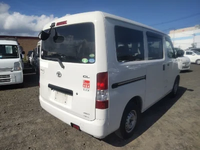 TOYOTA TOWN ACE VAN