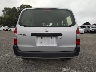 MAZDA FAMILIA