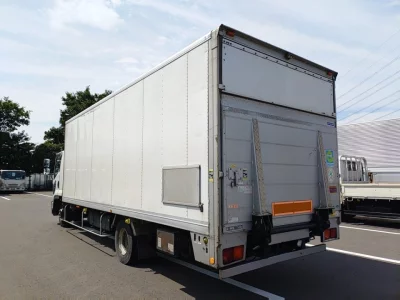 ISUZU FORWARD