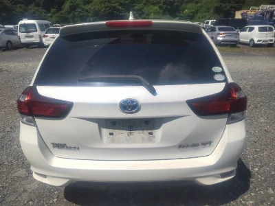 TOYOTA COROLLA FIELDER