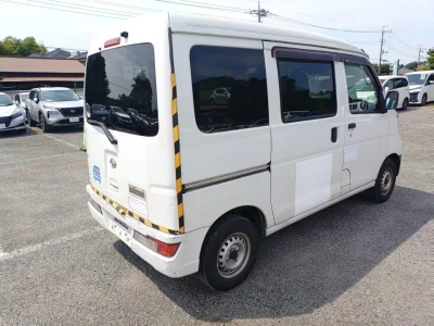 DAIHATSU HIJET VAN