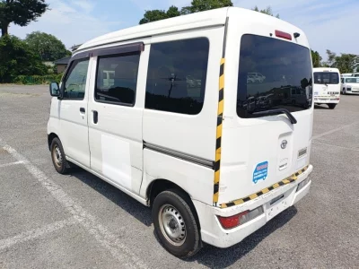 DAIHATSU HIJET VAN