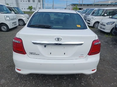 TOYOTA COROLLA AXIO