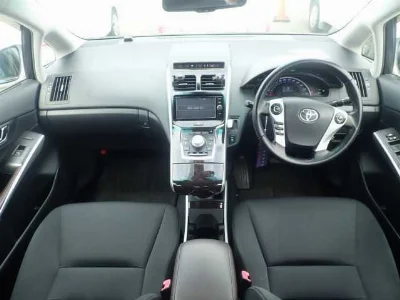 TOYOTA SAI