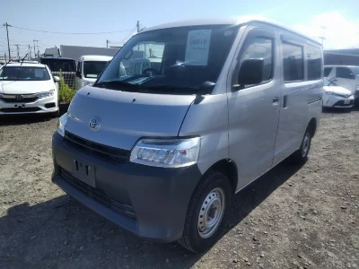 TOYOTA TOWN ACE VAN