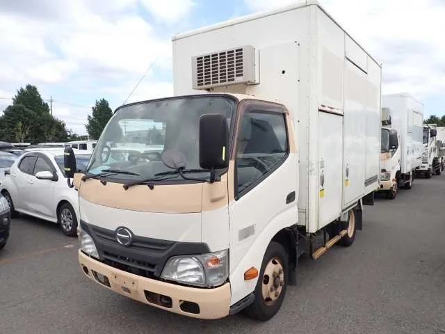 Hino Dutro  с аукциона в Японии