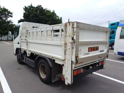 Mitsubishi Fuso Canter
