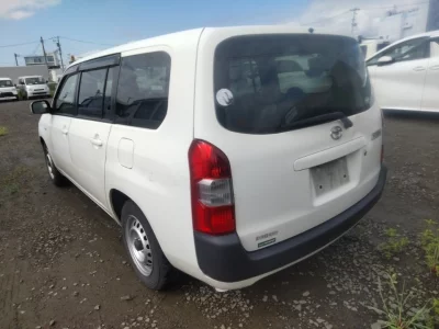 TOYOTA SUCCEED