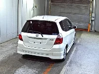 Цена авто Honda Fit с аукционов Японии, номер кузова GD1, пробег 107 000, оценка 6
