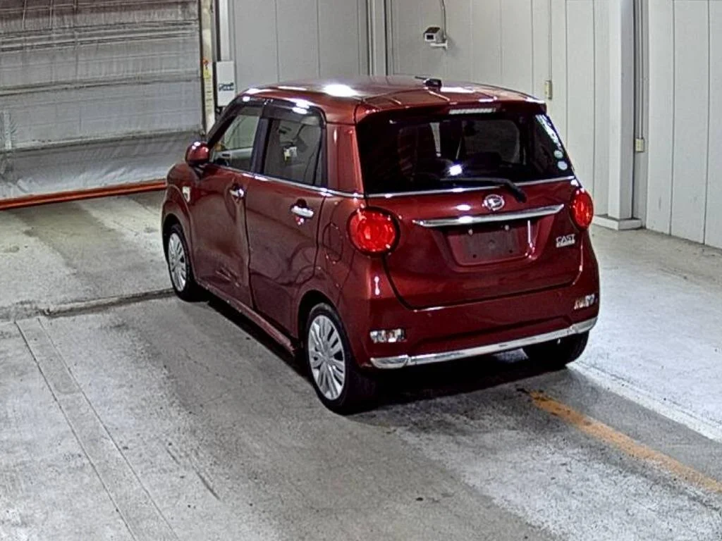 Daihatsu Cast  с аукциона в Японии