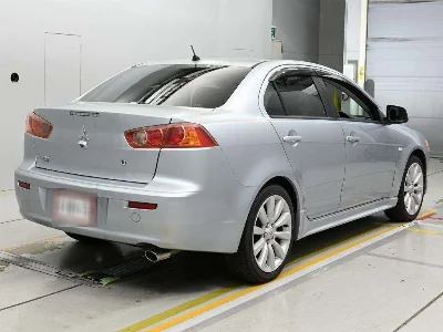 MITSUBISHI GALANT FORTIS