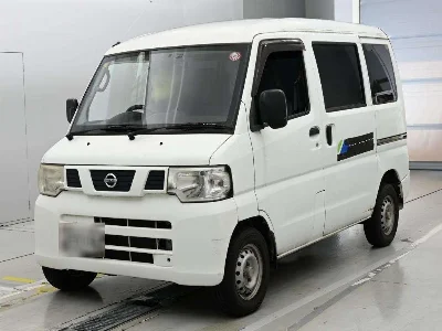 NISSAN CLIPPER VAN