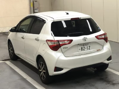 TOYOTA VITZ