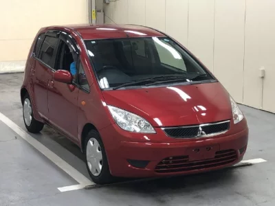 MITSUBISHI COLT