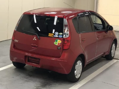 MITSUBISHI COLT