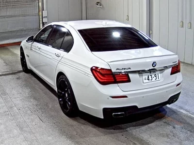 BMW 7 SERIES