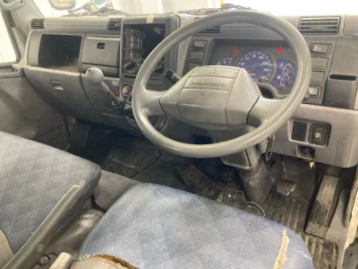 MITSUBISHI CANTER