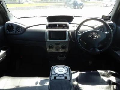 TOYOTA BB